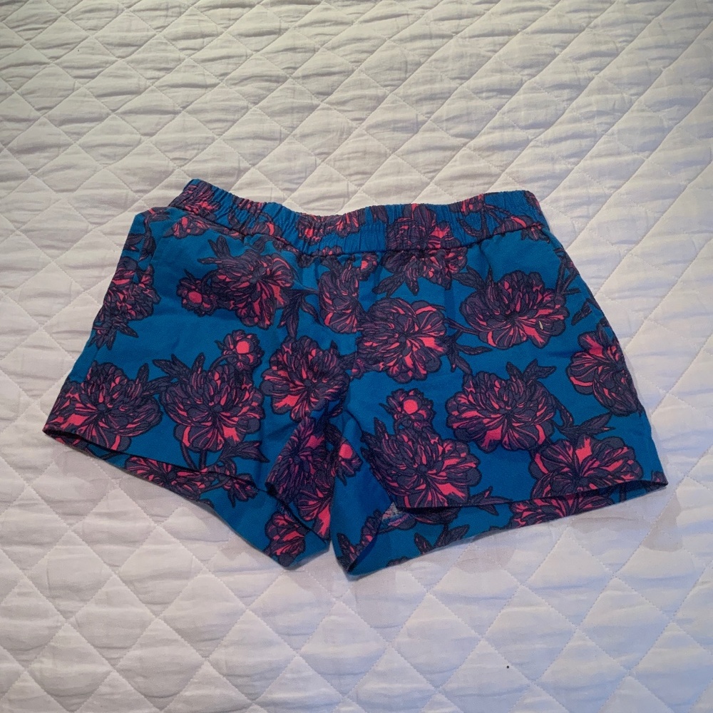 J crew shorts size 2 w/ pockets and elastic waist